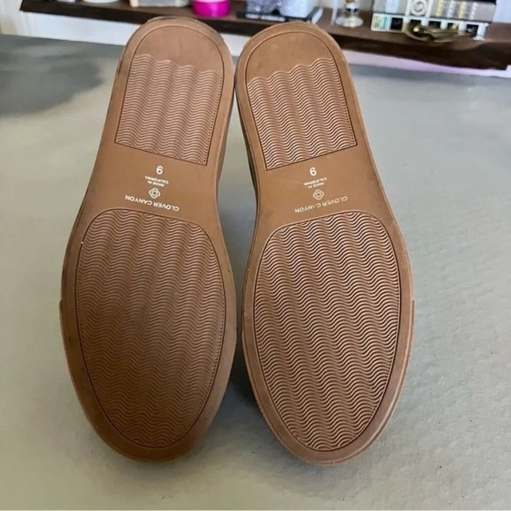 Clover Canyon Scuba Ankle Flatform Sandals - Picture 7 of 8